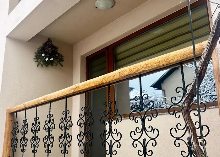 Krisiyasapartment 班斯科